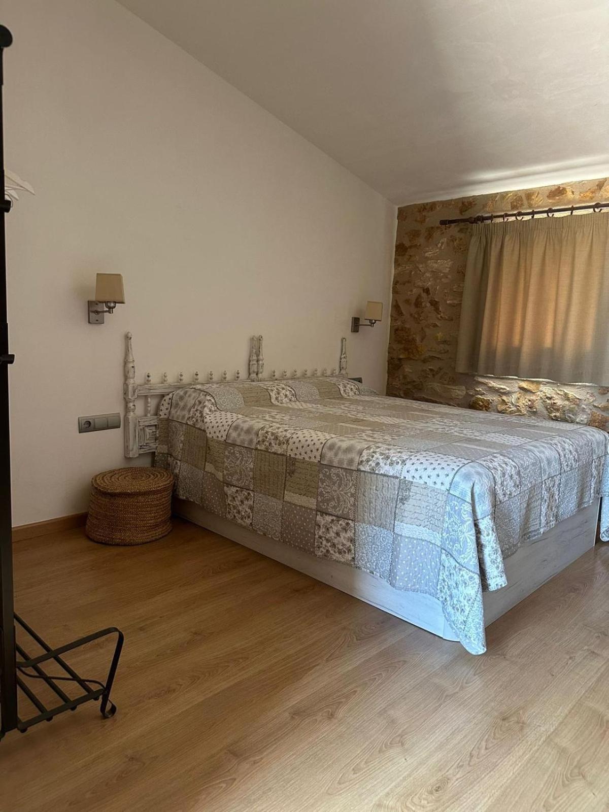 Hostal Mas Dauden Tortosa Exterior foto